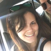 Julia Ribas Email