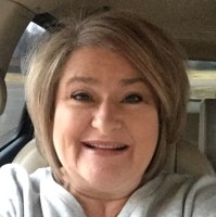 Deanna Devazier Email & Phone Number