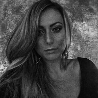 Zuzana Kormondi Email