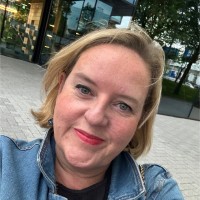 Laura Carter-Penman Email