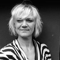 Liselotte Santarelli Email