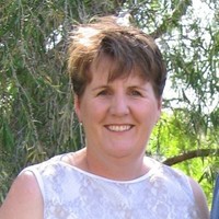 Meryl Brumpton Email
