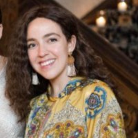 Ariel Fox Design Employee Adina Miretsky's profile photo