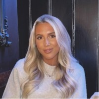 dryrobe Ltd Employee Bethany Foster's profile photo