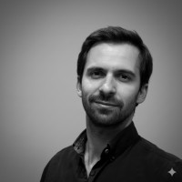 José Ferraz Email