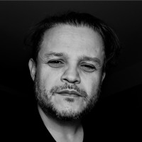 Emilio Lara Gomez Email