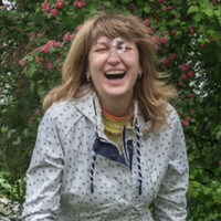iGive.com Employee Suzy Shelor's profile photo