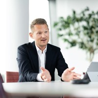 Tobias Britsch Email