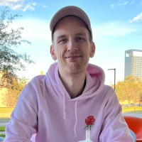 Mads Folkjær Email