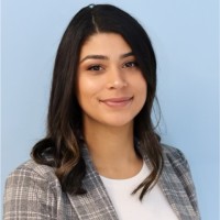Larissa Miranda Email & Phone Number