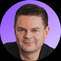 Zero100 Employee Geraint John's profile photo