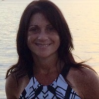Iris Strong Email & Phone Number
