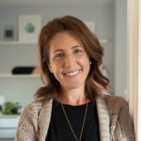 Four Fin Creative Employee Rebecca Brown's profile photo