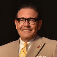 Coldwell Banker Real Estate Group Employee Robert Crrp's profile photo