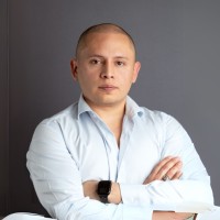 Leonardo Estrada Email