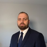 Tom R. Email