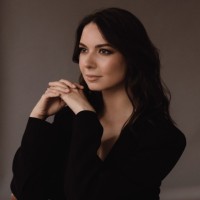 Alina Chekmareva Email