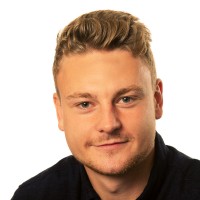Viktor Nyengaard Email