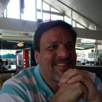 WHSmith North America Employee Robert Espinosa's profile photo