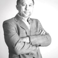 E-mail e número de telefone de Marcin Jasiak