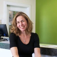 Kristen Sutherland Email & Phone Number