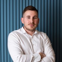 Luka Sredojevic Email