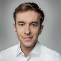 Marcin Kuk Email