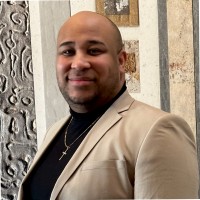 Sunglass Hut Employee Glenn A.'s profile photo