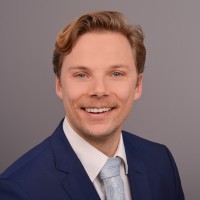 Roman Wenz Email