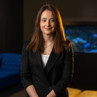 Carolina Lopes Email