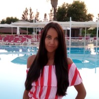 PARFUMS Employee Natalia Popovska's profile photo