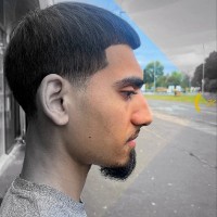 Living Well UK Employee Zakir R.'s profile photo