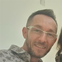 Neil McIat Email