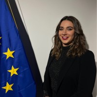 Lisa Messaoudine Email