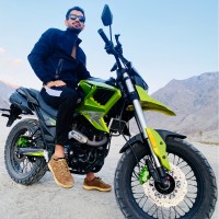 Zeeshan Shafiq Email