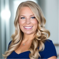 Gartner Employee Nellie Pelletier's profile photo