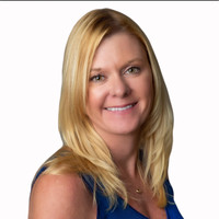 Omnia Title Corp. Employee Stacey Dixon's profile photo