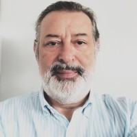 Joaquín L. Email