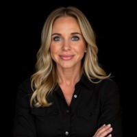 Alexandra Shuell Email & Phone Number