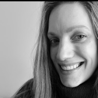 Anna Lewis Email & Phone Number