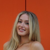 Distraction Magazine Employee Genevieve Jones's profile photo