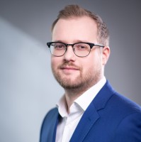 Alexander Klöpfer Email