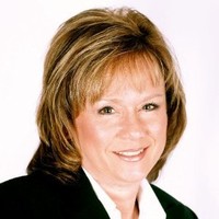 Nimlok Kentucky Employee Elizabeth Harper's profile photo