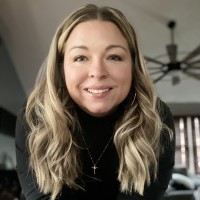 Amanda O'Neil Email & Phone Number