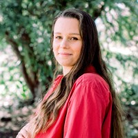 Chloe Haynes Email & Phone Number