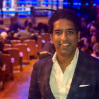 Farvahar Partners Employee Omeed Malik's profile photo