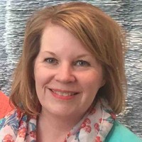 Lezlie Arnold Email & Phone Number