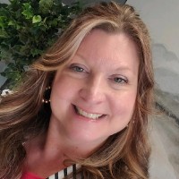 Renewing Management, Inc. Employee Jenny Baker's profile photo