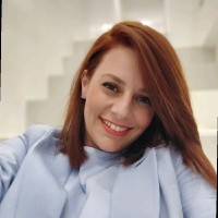 Iliana Papalamprou Email