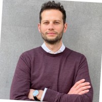 Knorr-Bremse Systeme für Nutzfahrzeuge GmbH Employee Valentin Minov's profile photo